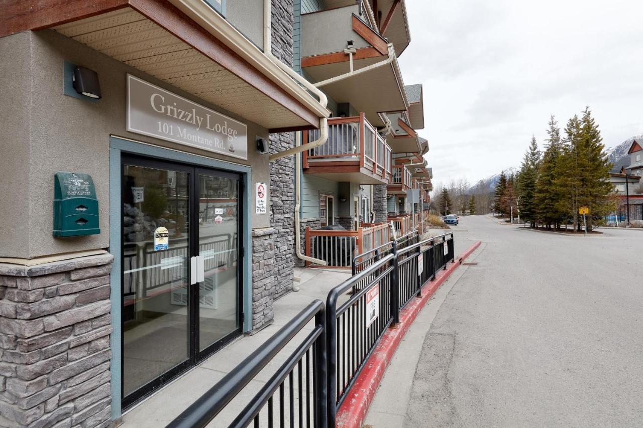 Newly Renovated Grizzly Lodge, Spacious 3Br 2Ba With Open Pool, Hot Tub Canmore Buitenkant foto